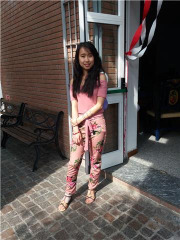 studentessa del liceo linguistico ma brava anche in matematica