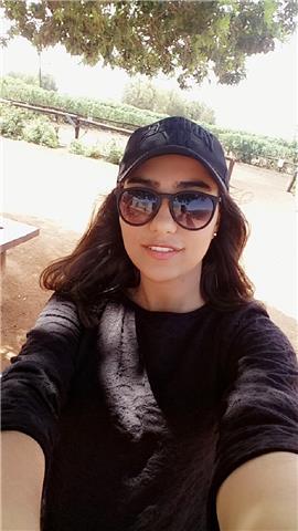 Hola, te ofrezco una experiencia extraordinaria en la que puedes mejorar tu inglés o francés mientras compartes tu cultura con un desconocido