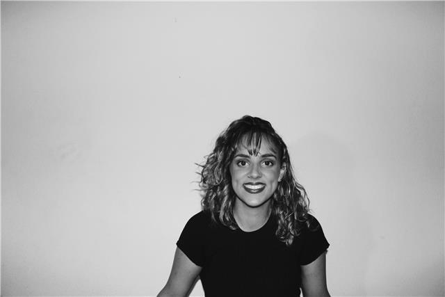 Profesora de hh lh pt e ingles da clases particulares tanto en la eso como en primaria