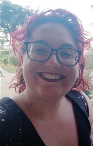 Estudiante con experiencia oferta clases de apoyo para inglés y lengua