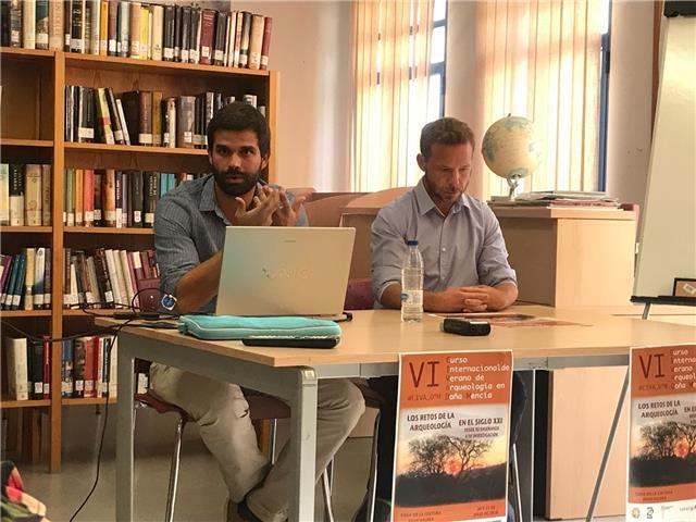 Se imparten clases particulares de historia y ciencias sociales