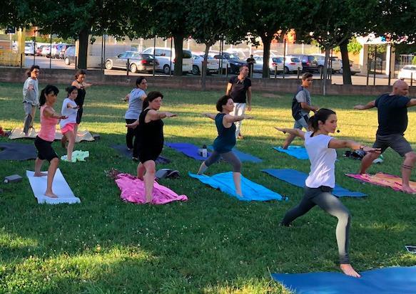 Clases de kundalini yoga y hatha-vinyasa yoga online