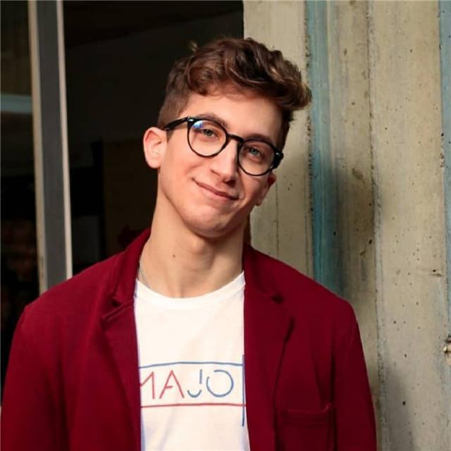 Studente del Politecnico di Torino offre lezioni private online e in zona Lingotto a Torino e Moncalieri
