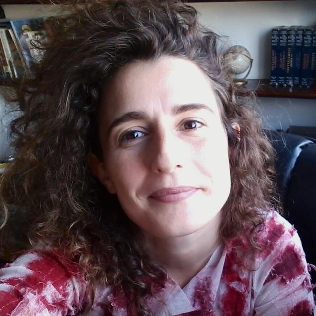 Doy clases particulares y grupales de italiano, francès, español,latin, griego antiguo