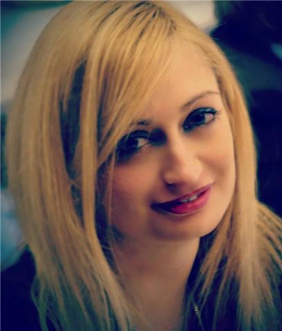 Apasionada y enamorada del aprendizaje (conocimiento), diseño e imparto 
programas formativos, cursos y conferencias en español y en italiano