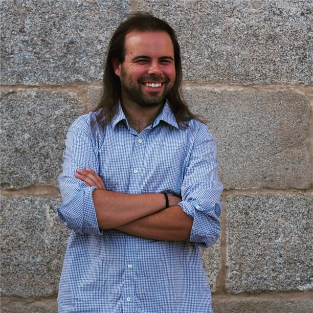 Clases de guitarra profesor de guitarra en madrid, ahora también online! experiencia en clases, directos, giras, estudio…