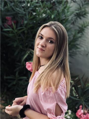 Estudiante de derecho ofrece clases particulares de apoyo a nivel de primaria y secundaria