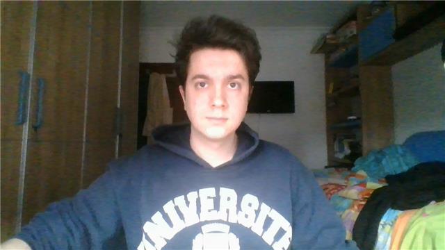 Estudiante de 3er año de Ingeniería imparte clases hasta 2º de bachillerato