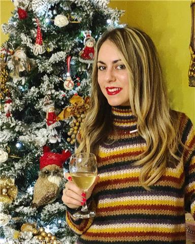 Dottoressa in Filologia Moderna offre lezioni private di italiano, latino, storia e geografia