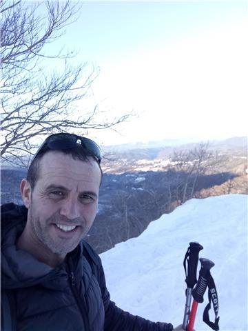 Entrenador esportiu, especialitzat en bicicleta, Sky i corre, entrenaments als diferents públics, tb treball com a dinamitzador esportiu i/O kangur esportiu ( tituls: llicenciat, grau en activitats físic esportives i monitor de lleure, treballo educació f