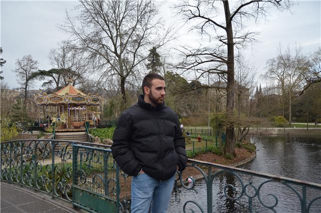 Profesor de francés con 2 años de experiencia y con estudios en francia ofrece clases online para los niveles a1-b2.1