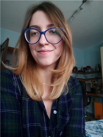 Laureata in Teorie e tecniche della mediazione interlinguistica offre lezioni di Inglese