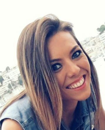 Hola! soy una persona dinámica y divertida! que mejor que enseñar a niños materias como matemáticas , física y química, biología de forma diferente!. intento que mis alumnos confíen en mí, eso en los niños es lo más importante