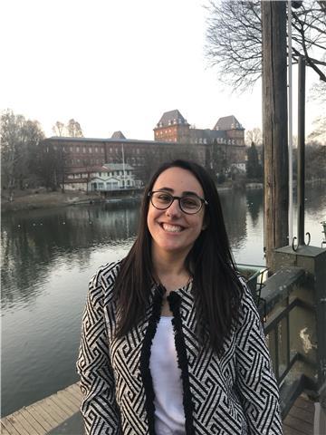 Neolaureata in lingue offre ripetizioni di inglese, italiano e spagnolo a Torino