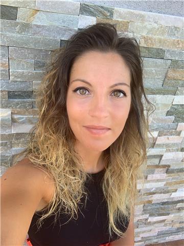 Diplomada en educación infantil se ofrece para dar repaso tanto en infantil como primaria