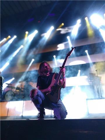 Clases guitarra y bajo en el centro de Gijón