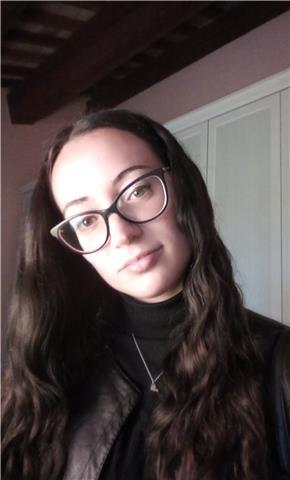 Laureata magistrale in Lettere e Filosofia disponibile a Torino in presenza e online
