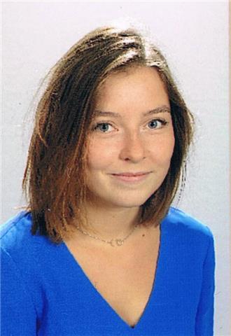 Etudiante en master donne cours de français