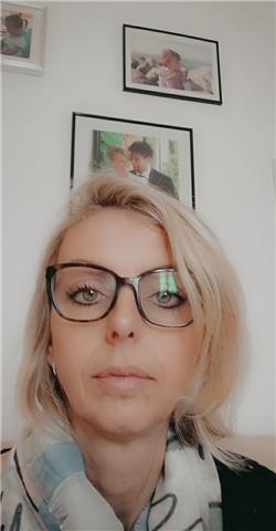 Insegnante di inglese offre ripetizioni private, secondaria di primo grado. Sede Pramaggiore. Recapito