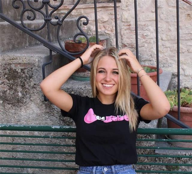 Aiuto-compiti, ripetizioni per ragazzi dalle elementari fino alle medie. Arrivando anche a quelli del primo superiore