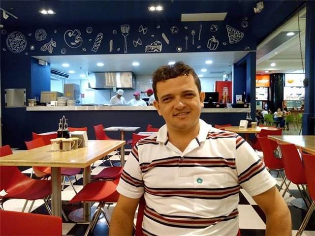 Profesor de ayuda con los deberes remoto