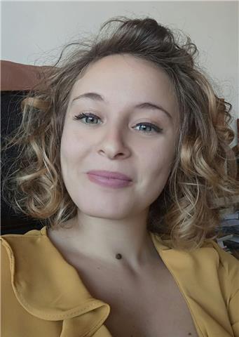PROFESORA NATIVA DE INGLÉS E ITALIANO
