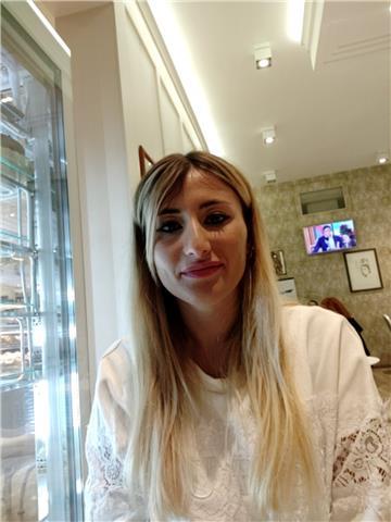 Laureata in matematica offre lezioni per scuole elementari, medie e superiori. Prezzo 15€ ora