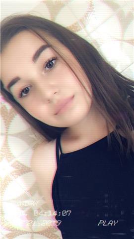 Ragazza giovane, ho studiato l’inglese più di 5 anni e sono disposta a aiutare a qualcuno che a bisogno di conoscenze nella lingua inglese sia scritta o parlata