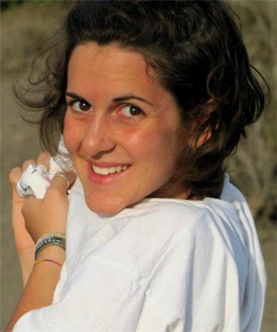 Laureata magistrale in mediazione linguistica con lingua russa e lingua inglese