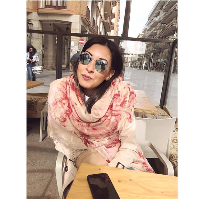 Studentessa in lettere moderne