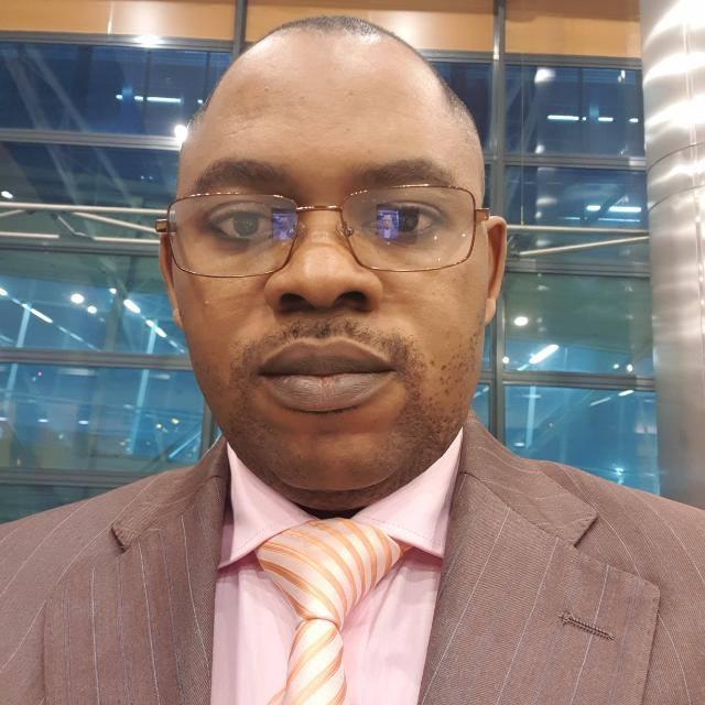 Dar clasés particulares del idioma francés y de ética