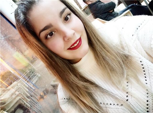 Doy clases particulares de inglés de lunes a viernes, las horas son negociables. (Madrid Centro)