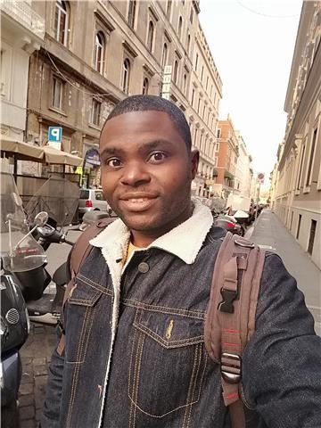 Insegnante madrelingua francese offre ripetizioni per alunni e lezioni private per adulti a Roma e Monterotondo