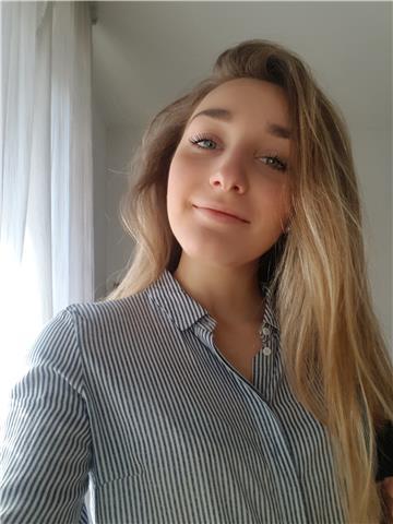 Studentessa di giurisprudenza offre lezioni di diritto e materie umanistiche