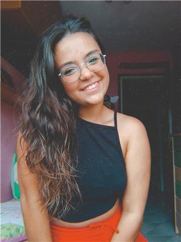 Estudiante de educación primaria ofrece clases particulares de matemáticas