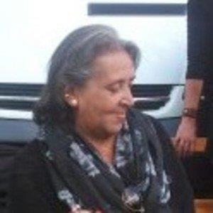 Profesora particular imparte clases de humanidades para alumnos de eso y bachillerato. preparacion para selectividad, preparacion para ingreso en la universidad para mayores de 25 y 45 años. tecnicas de estudio