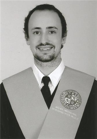 Realización de los estudios superiores de percusión en el conservatorio superior del principado de asturias, y del máster oficial