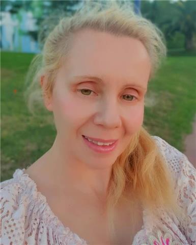 Psicóloga clínica,máster en dificultades de aprendizaje doy clases de primaria , eso y bachiller