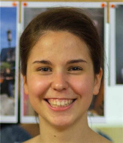 Il mio Nome è Caterina Luti e sono una studentessa di Scienze Politiche. Do ripetizioni di inglese, lingua con cui ho grande capacità, confermato dal Certificato FCE B2 preso presso al Cambridge British istitute di Firenze. Ho esperienza coi bambini col t