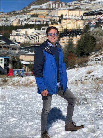 Clases de inglés 15 eur/h para todos los niveles (tutoría, conversación y preparación para exámenes)