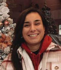 Laureata magistrale in Scienze Politiche offre lezioni di filosofia, storia, italiano, inglese per studenti di scuole medie e superiori e lezioni di sociologia e dottrine politiche per studenti universitari e adulti