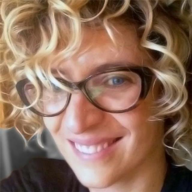 Clases online de inteligencia artificial generativa de texto e imagen (chat gpt, perplexy, nano banana, adobe firefly, relleno generativo en photoshop)