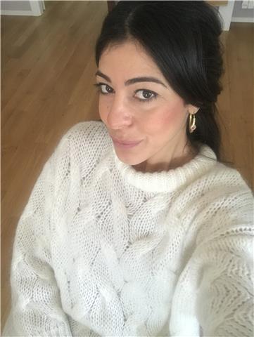 Laureata in giurisprudenza abilitata nella professione forense. offro ripetizioni di diritto per scuole superiori e nella preparazione esami universit