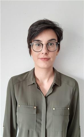 Traduttrice e copywriter, offro lezioni di lingua e cultura francese livello principiante - intermedio - avanzato