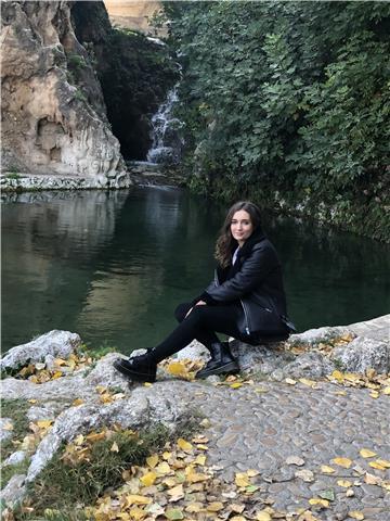 Graduada en Economía por la UMU imparte clases de economía, matemáticas básicas u otras asignaturas relacionadas para estudiantes