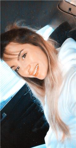 Salve mi offro disponibile come aiuto doposcuola o baby sitter. Sono diplomata e ho 19 anni