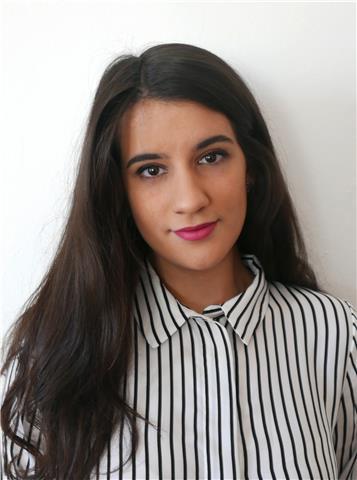 Madrelingua spagnola offre lezioni