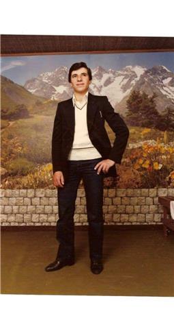 Collaboratore professionale sanitario infermiere iscritto all'ordine professionale infermieri cerca alunni ai quali insegnare il corso