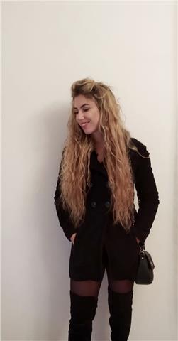 Laureata in lingue e letterature pee ed extraeuropee (lm-37)