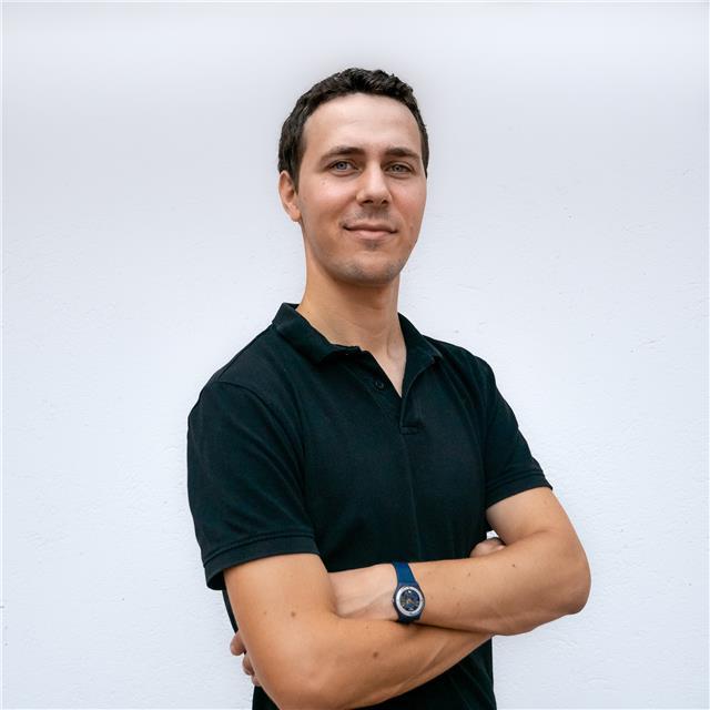 Profesor nativo y cualificado da clases particulares de francés online y presencial